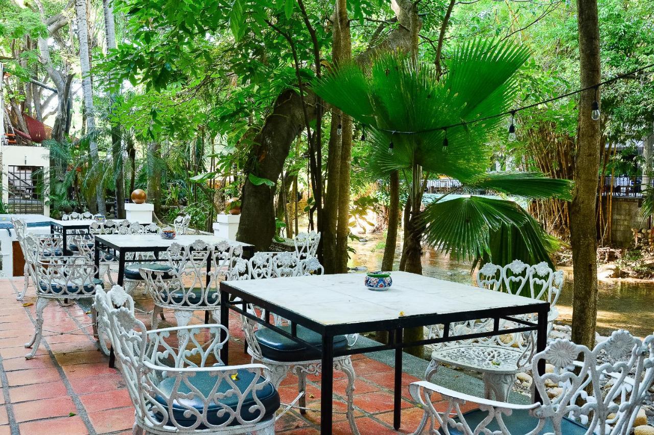 Garlands Del Rio Riverside Boutique Hotel 푸에르토 발라타 외부 사진