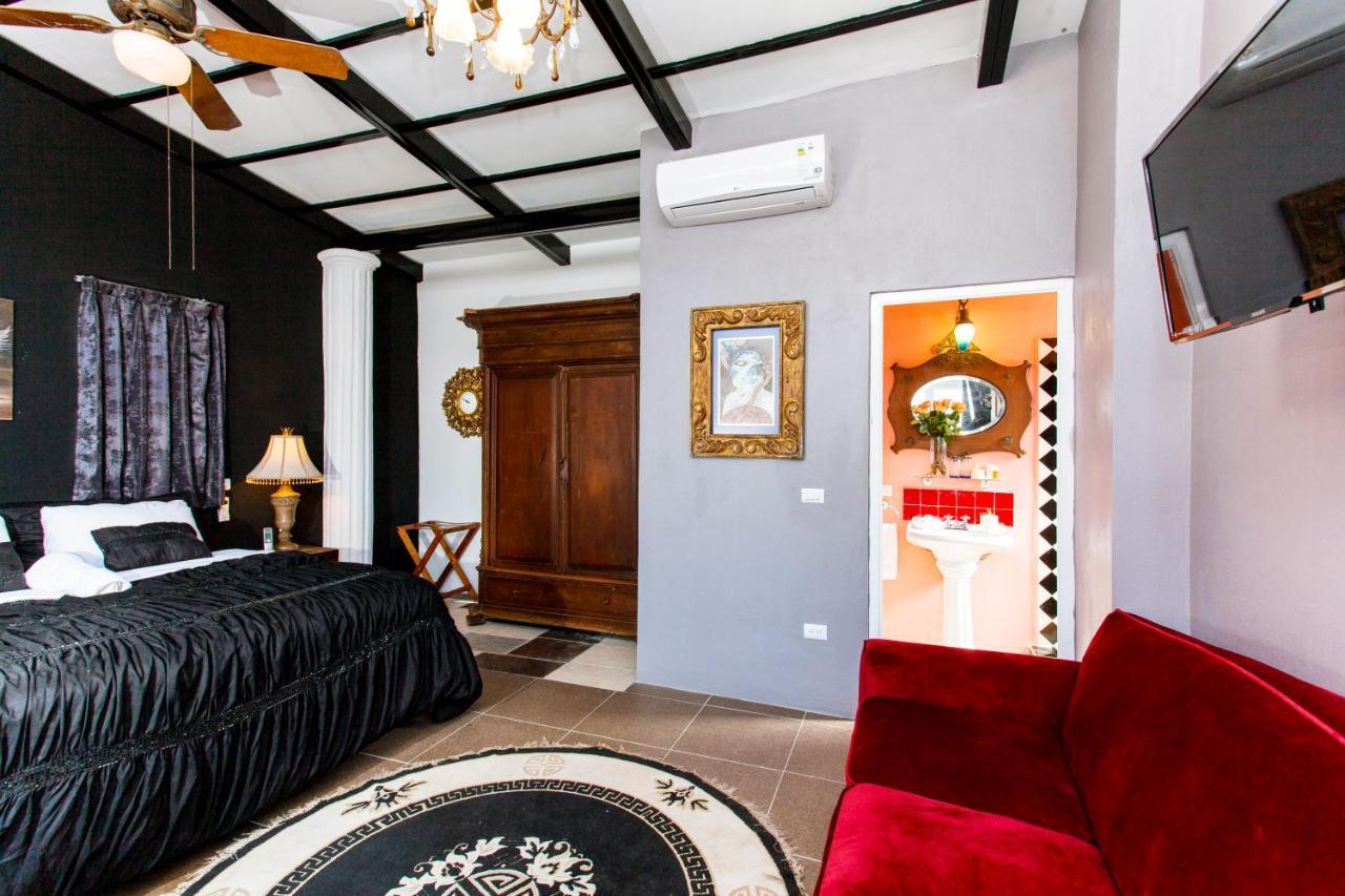 Garlands Del Rio Riverside Boutique Hotel 푸에르토 발라타 객실 사진