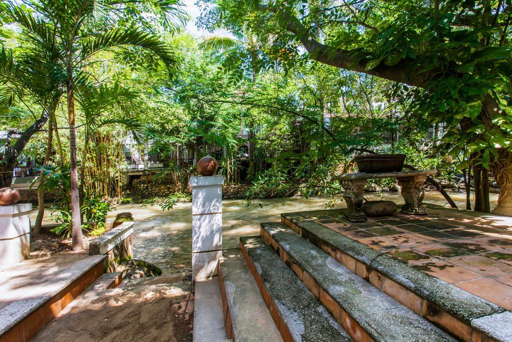 Garlands Del Rio Riverside Boutique Hotel 푸에르토 발라타 외부 사진